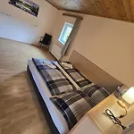 Goisernblick - Bei Hallstatt מלון דירות 4*