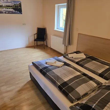 Goisernblick - Bei Hallstatt 4*