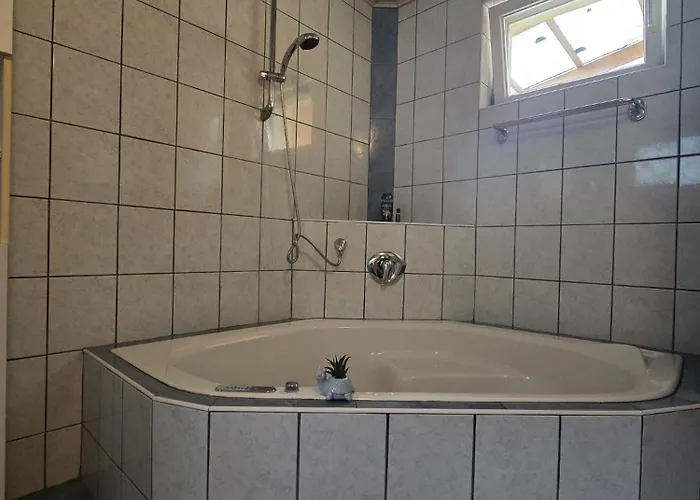 Apartmanhotel Goisernblick - Bei Hallstatt 4*